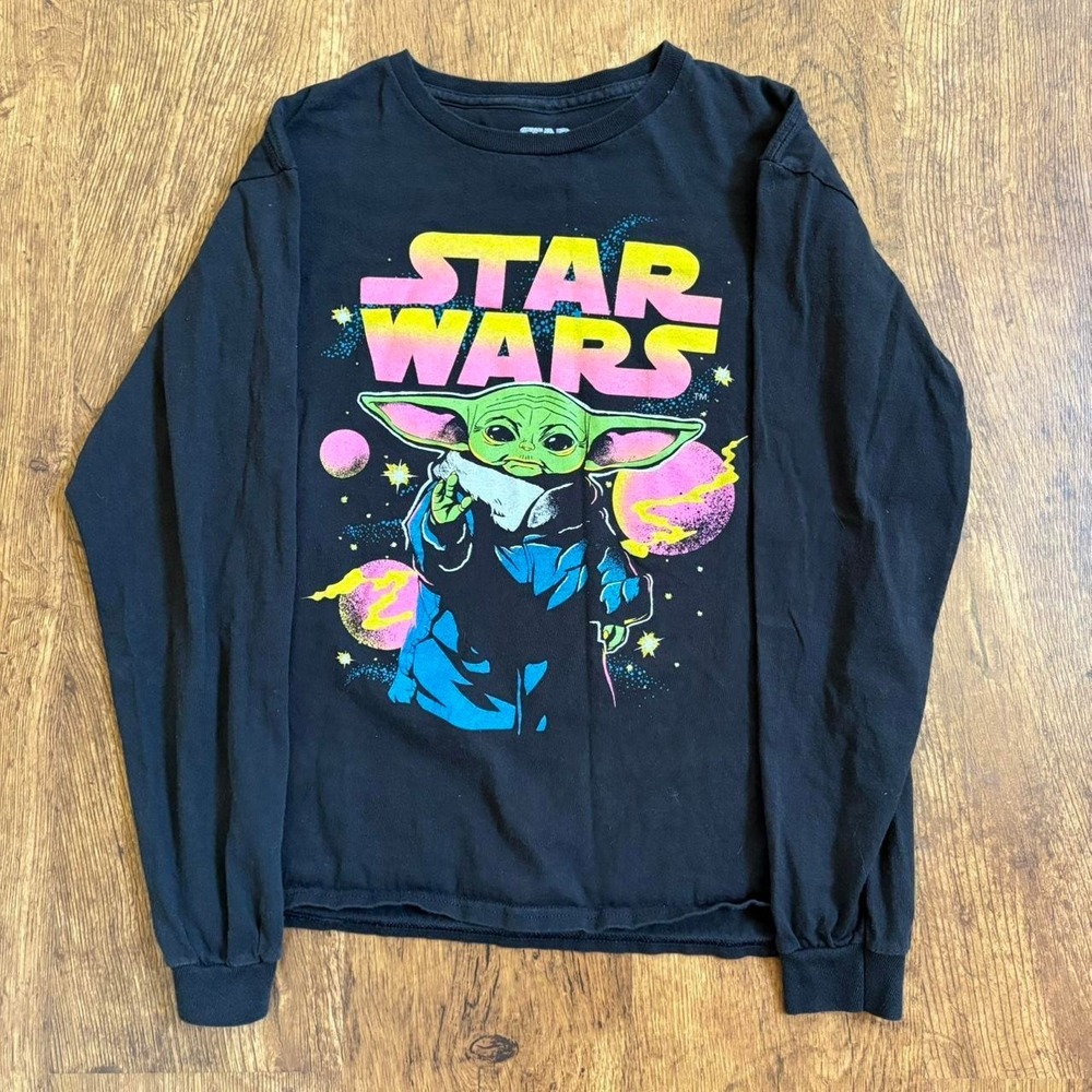 Star Wars Grogu baby Yoda black long sleeve shirt‎
